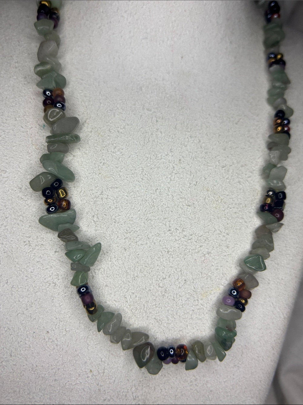 Green Aventurine Chip Bead Stretch Necklace or wrap bracelet - Picture 4 of 5